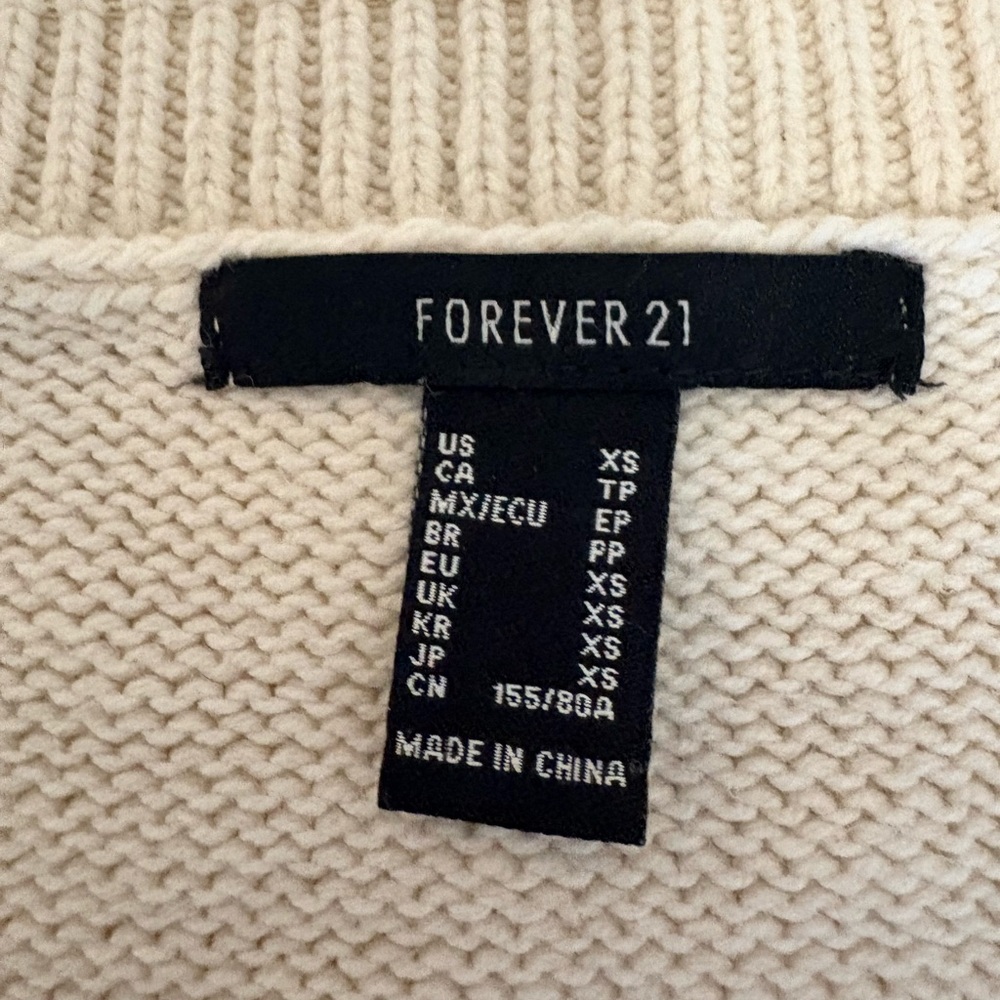 Forever 21 Crochet Granny Squares Patchwork Off-White Sweater Vest. Size X-Small - Picture 6 of 6